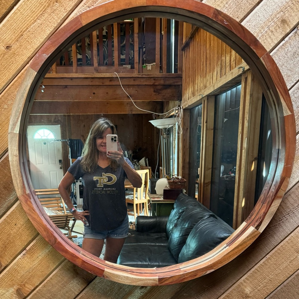 Meet your Posher, Angie